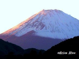夕映えの富士山