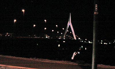芦田川大橋のライトアップ（白）