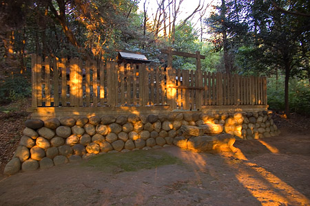 小牧山八幡神社境内と拝殿