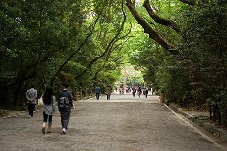 熱田神宮境内の風景